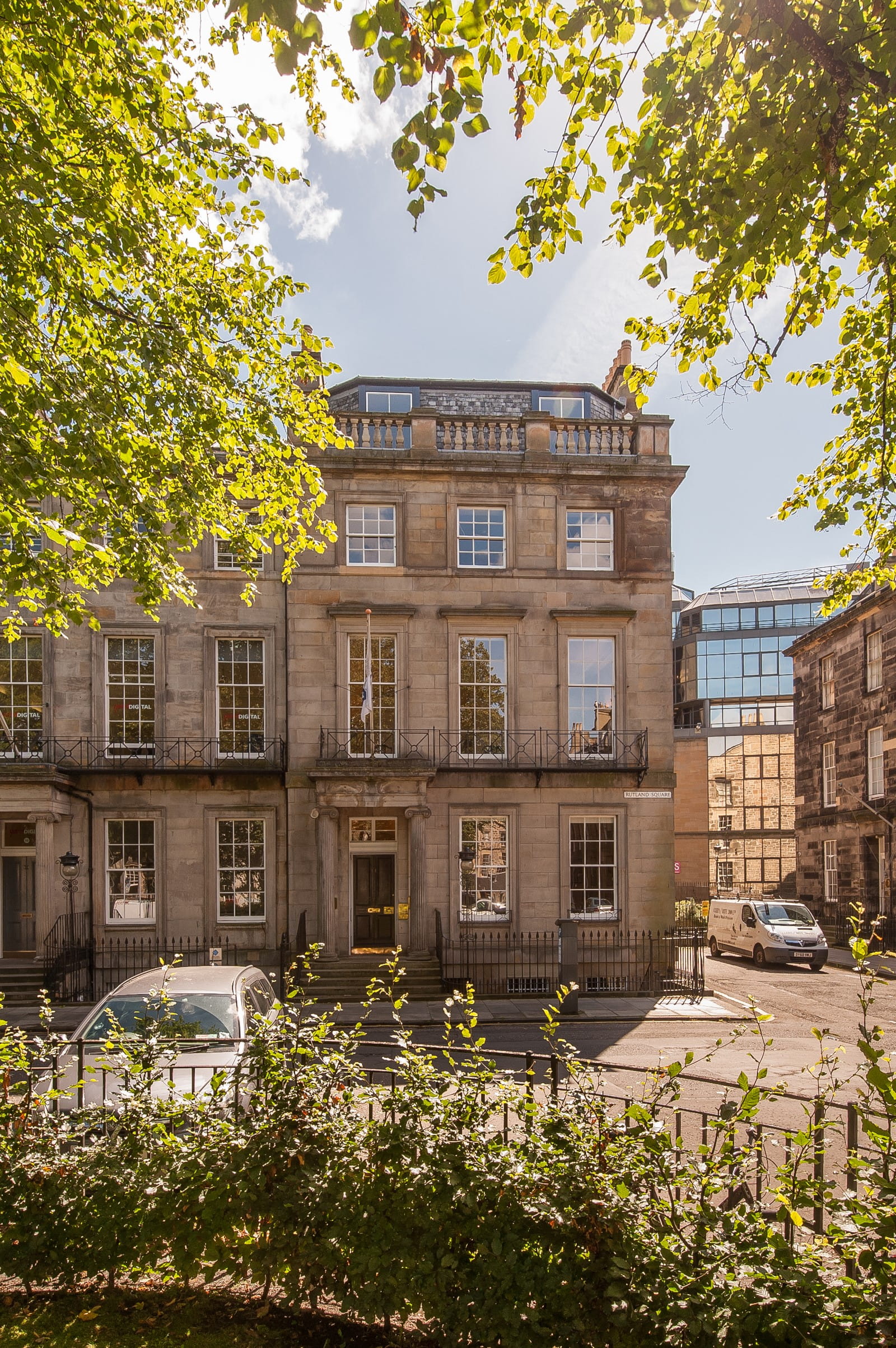 Virtual Office Edinburgh | EH1 Virtual Address | £35pm | Virtual HQ